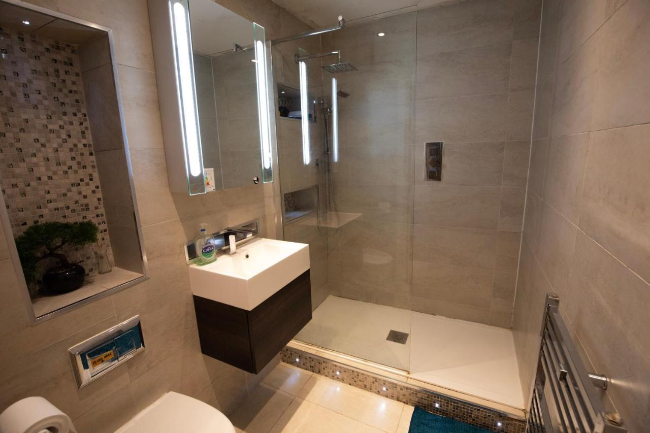 London Luxury Holiday Home B Eksteriør bilde