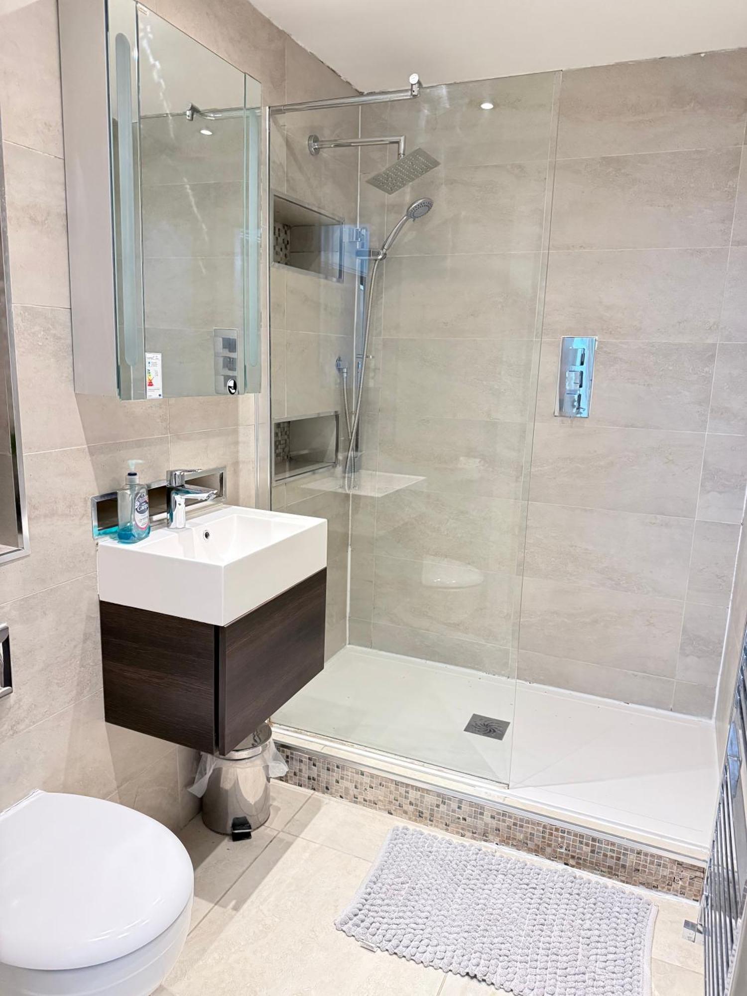 London Luxury Holiday Home B Eksteriør bilde